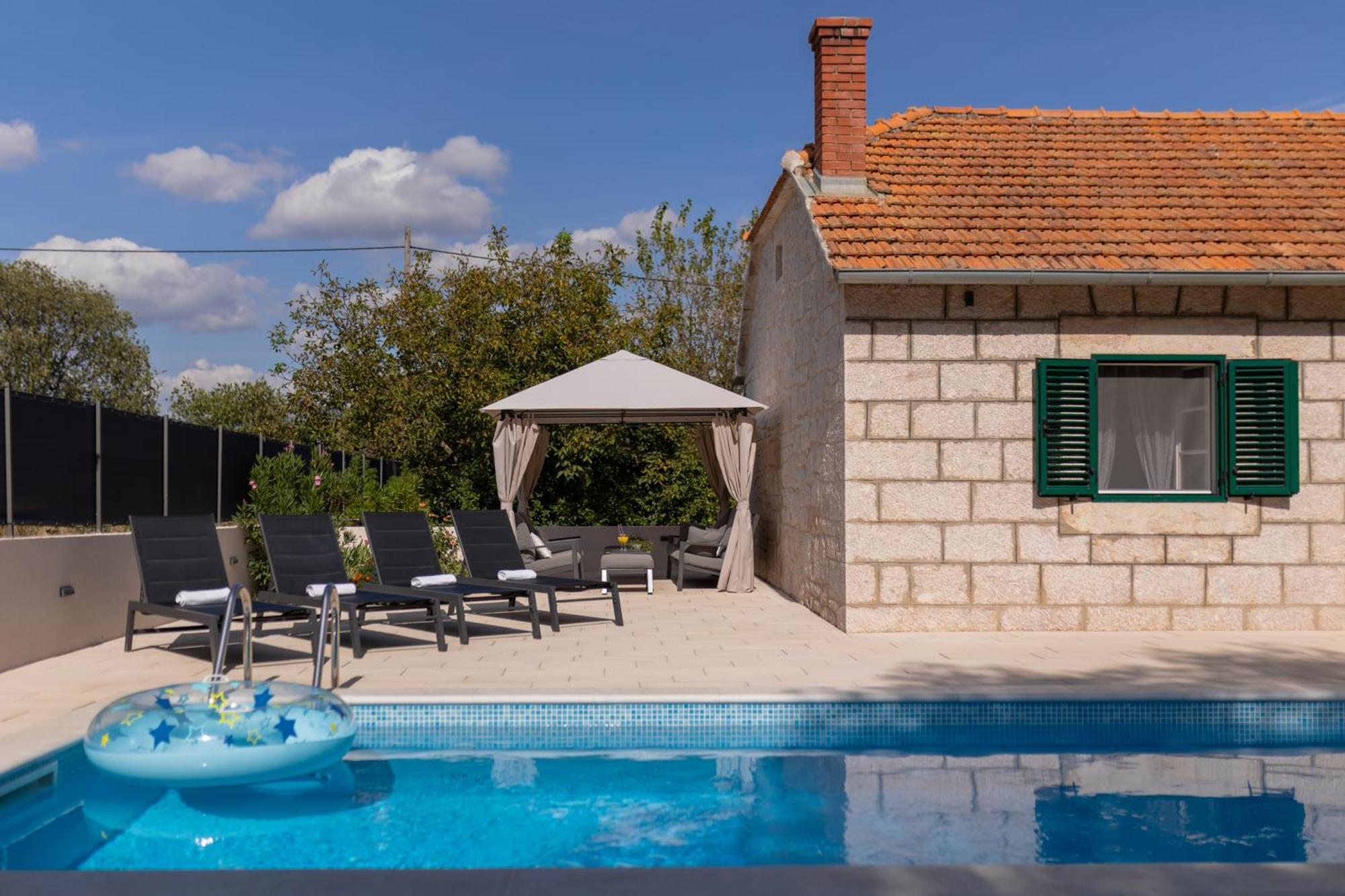 Dalmatian Village House - Jokini Dvori Pakovo Selo Dış mekan fotoğraf
