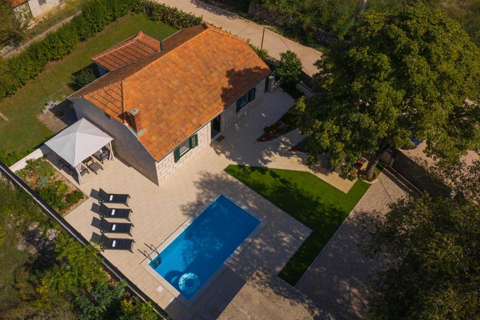 Dalmatian Village House - Jokini Dvori Pakovo Selo Dış mekan fotoğraf
